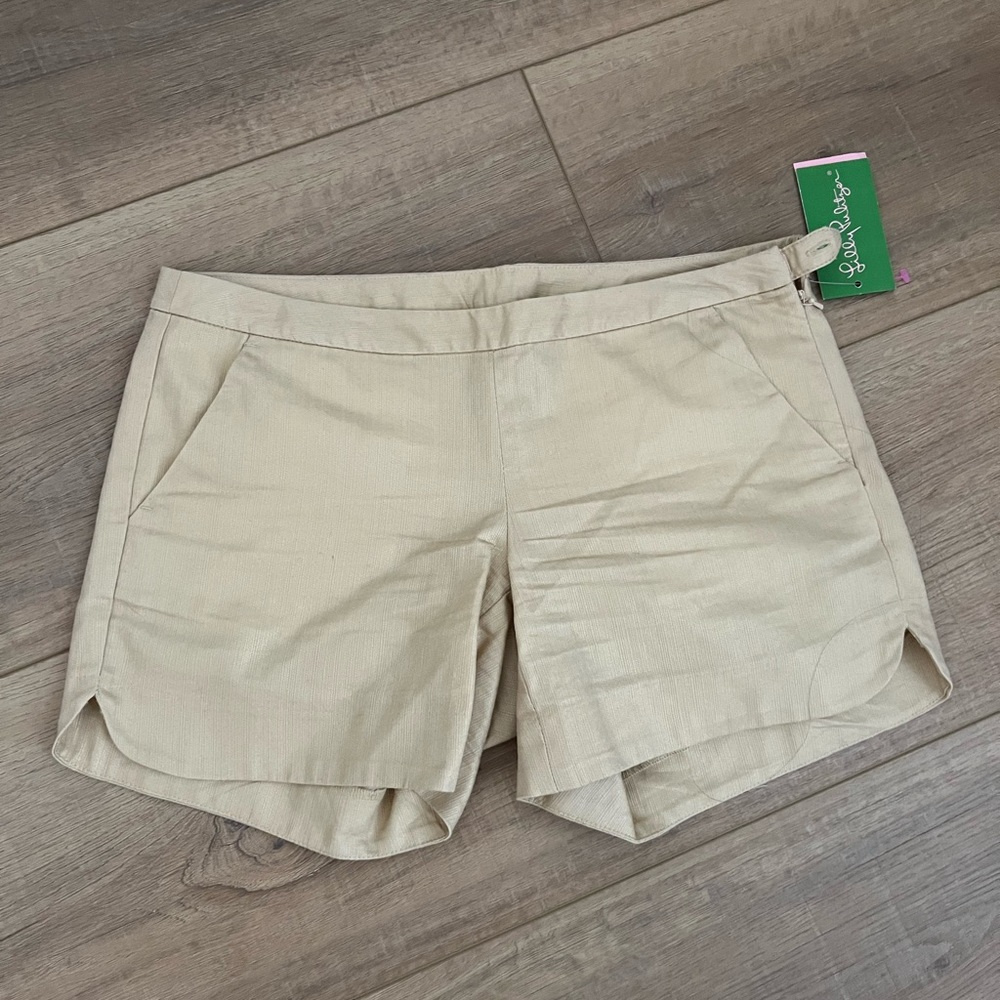 Lilly Pulitzer Gold Metallic Shorts with Classic Cut Size 00
